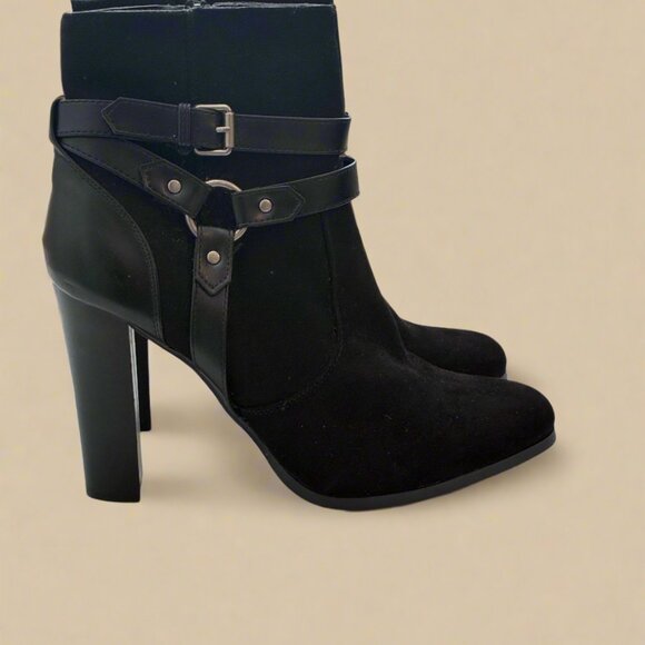 JustFab Ankle Boots - All Black - Size 9 - Picture 1 of 8